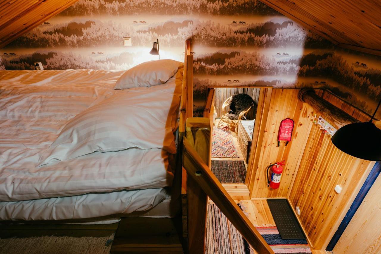 Ollero Eco Lodge โรวานิเอมิ ภายนอก รูปภาพ
