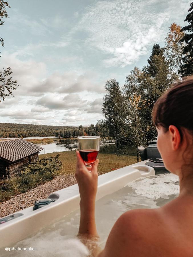 Ollero Eco Lodge โรวานิเอมิ ภายนอก รูปภาพ